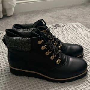 New Cole Haan rain boots size 10.